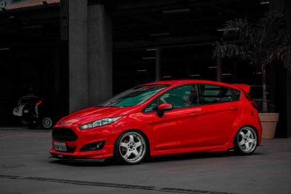 Transform Your Ford Fiesta ST"s Handling: The Benefits of Installing a Lowering Spring Kit